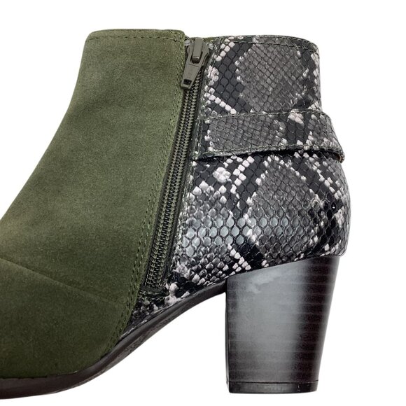 Vionic Naomi Snake Suede Ankle Boots Womens 7W Olive - Picture 10 of 13